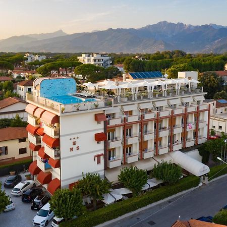 Hotel Nuova Sabrina Marina di Pietrasanta Esterno foto