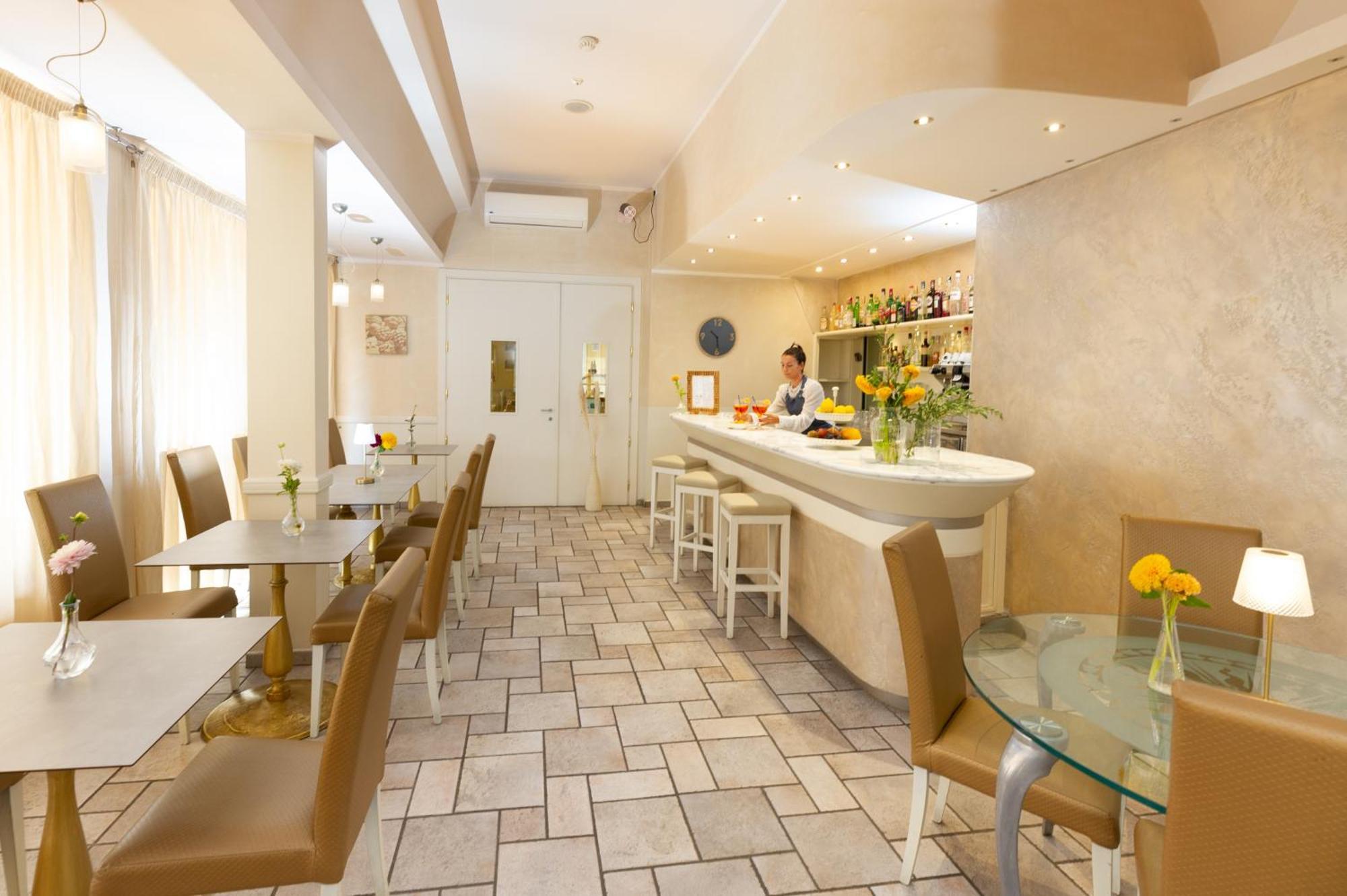 Hotel Nuova Sabrina Marina di Pietrasanta Esterno foto