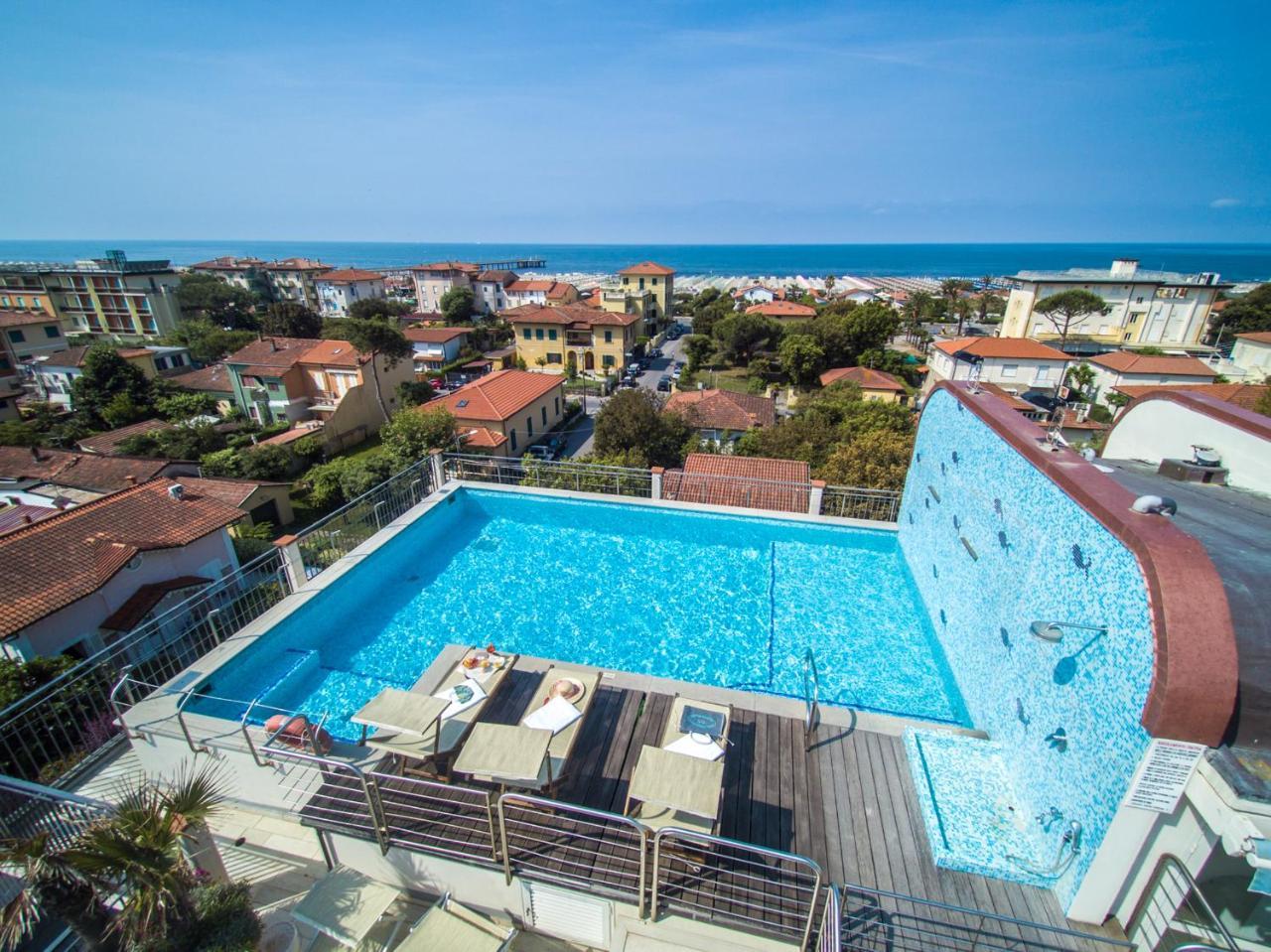 Hotel Nuova Sabrina Marina di Pietrasanta Esterno foto